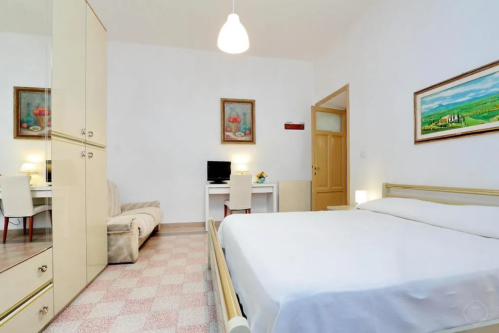 Authentic Family Apartment Roma